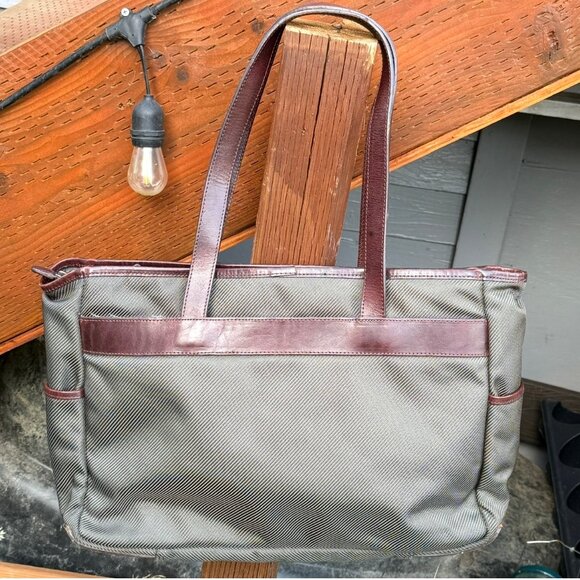 Filson Carry-On Tote Briefcase Laptop Work Bag - Picture 2 of 16